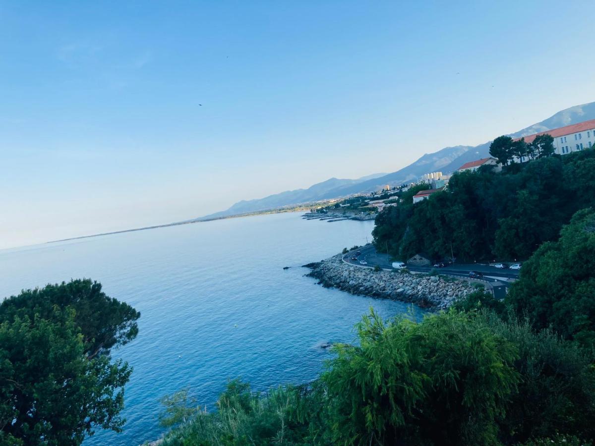 Location Chambre Avec Salle De Bain Et Partie Commune Sea View & Mountain View Renting 1 Of 3 Bedrooms With Shared Common Space 3 Bdrm Apt Not 1 Bdrm Plus Clime Ou Ac Μπαστιά Εξωτερικό φωτογραφία